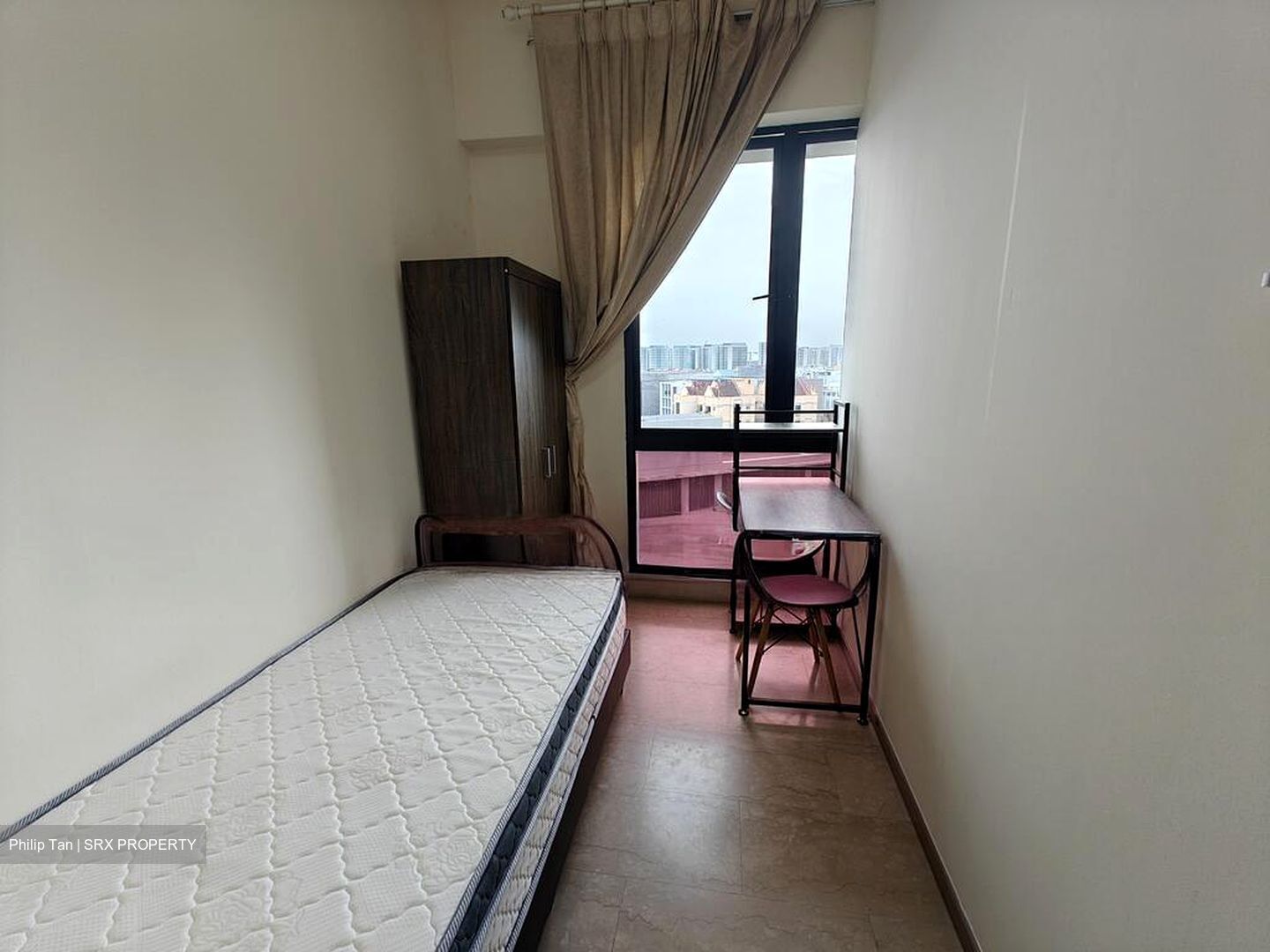 Simsville (D14), Condominium #580243121